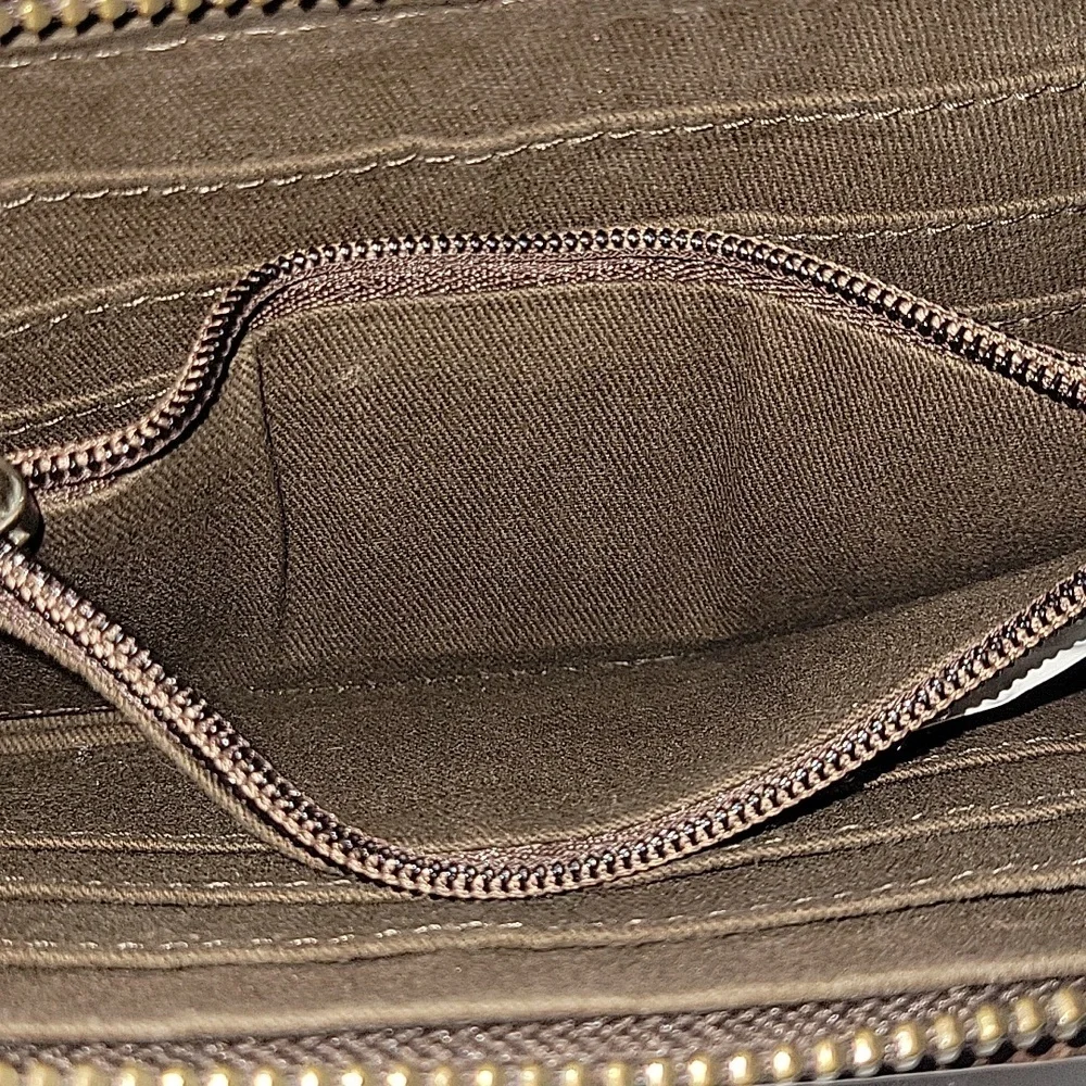 STS Ranchwear Southwestern Stripe Tapestry Leather Zip Around Wallet